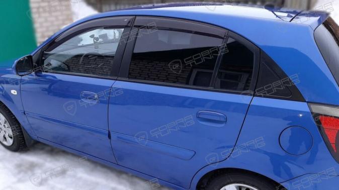 Дефлекторы окон (ветровики) Kia Rio II Hb 5d 2005-2011 (Киа Рио) Кобра Тюнинг